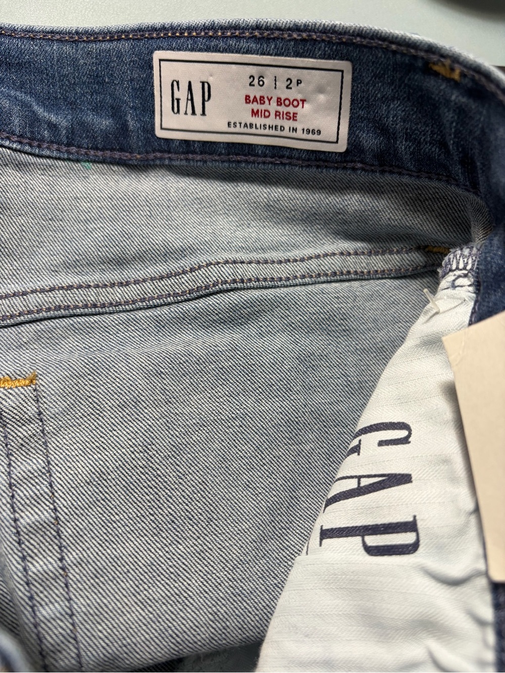 GAP Baby Boot Mid Rise Stretch Blue Jeans Women's Size 26/2 Petite - Picture 3 of 7
